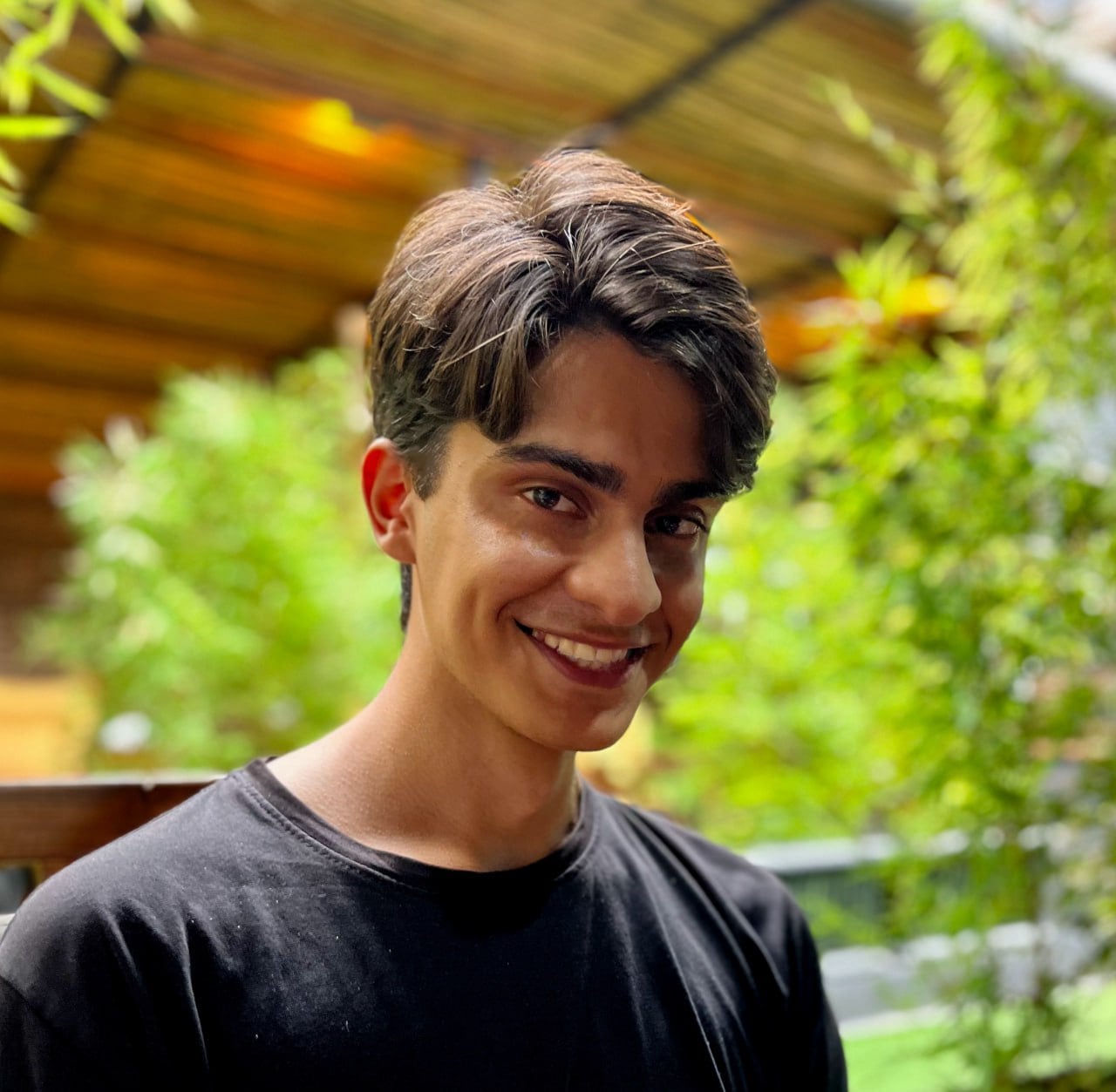 Parsa Aghaee headshot
